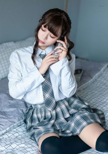 蓝兰岛漂流记_720免费在线观看