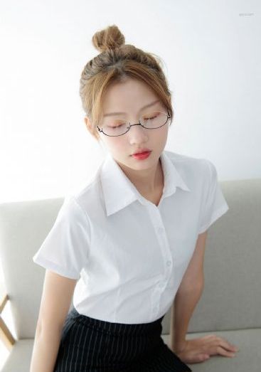 两个人在线观看免费视频_1080P在线播放