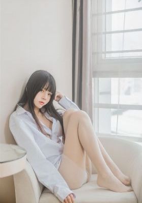 他揉捏她两乳不停呻吟小视频_BD英语神马影院手机在线